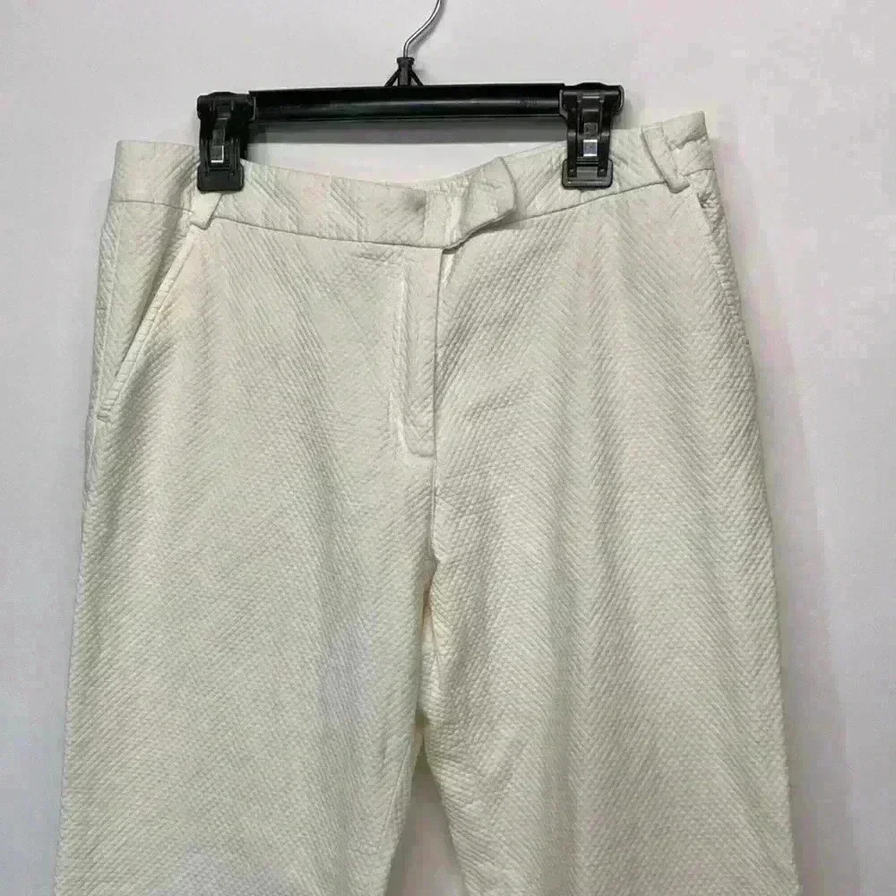 Lilly Pulitzer size 6 white pants Quilted texture